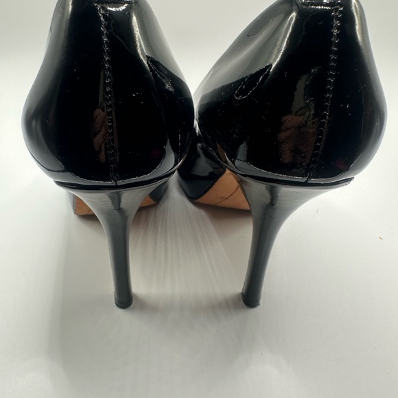 Joan & David pattent leather pumps - Picture 6 of 8